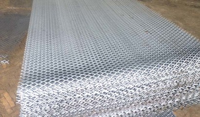 湛江切拉网、肇庆冲拉网与茂名钢板网 华南金属网材的多元应用与市场探析